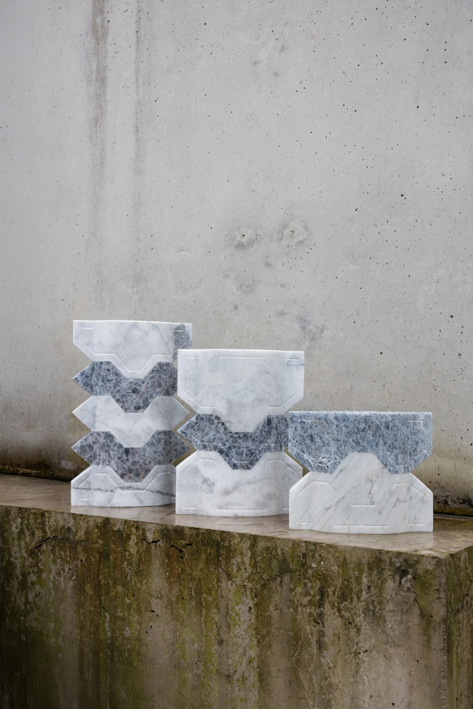 Místico I.III vase in blue calcite, venetian marble — studio view