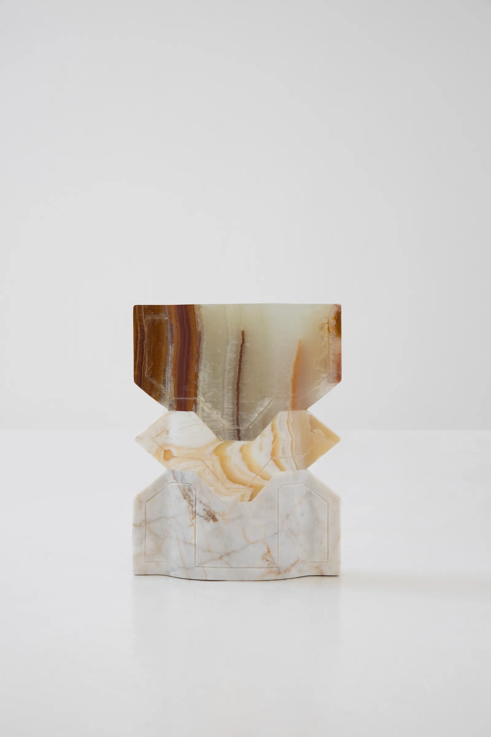 Místico II.I vase in talan green onyx, venetian marble, pineapple onyx — studio view